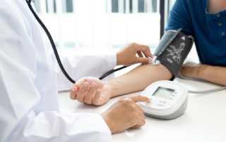 Comment l’hypertension peut affecter votre santé cardiovasculaire